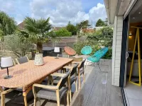 Magnificent Villa Poppies; 2mn walk from the beach, Sea, Garden, Jaccuzi & Table soccer