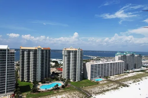 Beach Colony East Resort 5th Floor 3-Bedroom Condo Directly on Navarre Beach