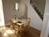 2 bedroomed cottage in Hythe, Kent, close to amenities and beach. Dogs welcome. Hotels in Hythe