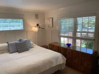 Oak Bluffs Family Retreat - Private Roundabout, Walk to the Beach & Downtown OB.