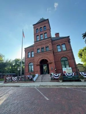 "The Koop" A jewel in JeffersonSide A