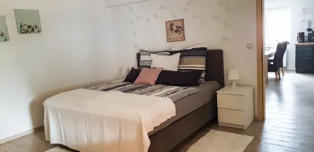 Ferienwohnung Rieslingfreude - Erleben Sie Freude bei Freunden! Отели рядом с достопримечательностью «Музей музыкальных инструментов»