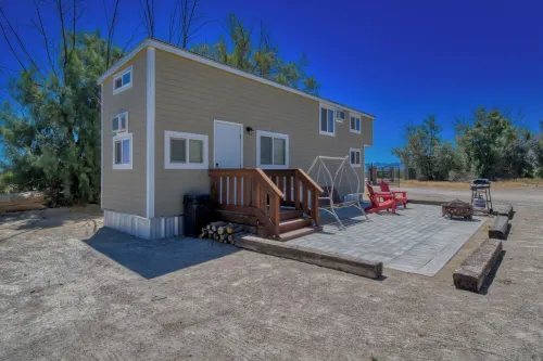 Tiny Home, close to Death Valley