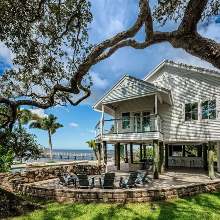 NEW Fully renovated Gulf front home w/private resort style pool, outdoor kitchen