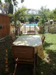Rental of an apartment in a provencal farmhouse in Pontet with swimming pool