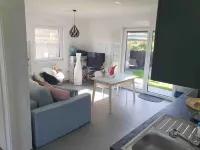 Quiet apartment with terrace Hotels in Brechen