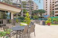Beautiful Oceanfront Studio Condo located at The Valley Isle Resort