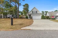 New Putting Green / 5 Mins to Pinehurst / Sleeps 8