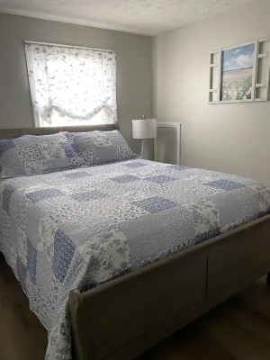 Country View Cottage-Beautiful views! Book your ski weekend! Just minutes away.