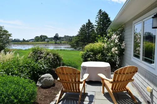 Elegant oceanfront home on Bass Harbor close to Acadia National Park