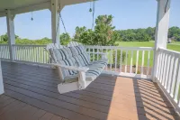 Secluded Waterfront Hideaway- Pet Friendly-Close to OBX and Duck Hunting