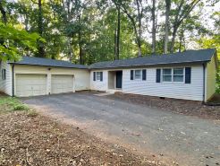 3 bed 2 bath single level home in Kernersville