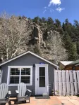 Cozy Cabin in Downtown Estes Park
