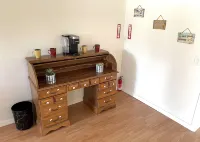 Curly Sunshine – Spacious 4Br, 2Bath Retreat in the Heart of Clearwater, Florida