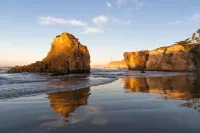 Five minute walk to Pismo Beach!