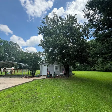 Peaceful and Safe! Pet Friendly!