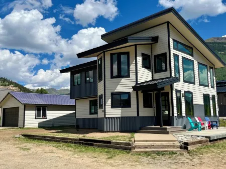 Beautiful Views on the Animas river in Silverton
