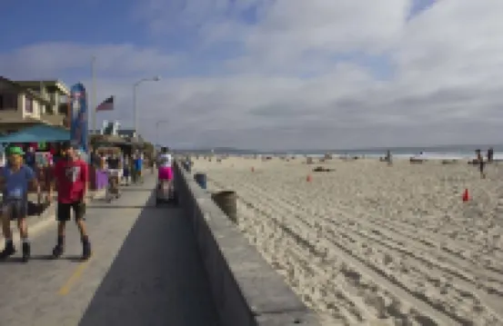 Cozy Beach Cottage, Walk to Everything! 2bed/1bath