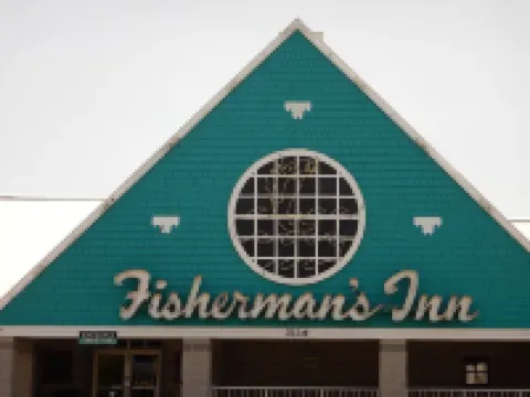 Waterfront Home On 3 Acres. Fish,crab, & kayak from the pier + great sunsets! Hotels in Queen Annes County