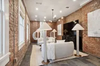 The Duke of Magazine 5 Bedroom Luxury with Pool Perfectly Located in New Orleans