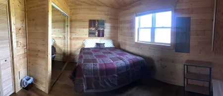 The Chalet on Private Lake