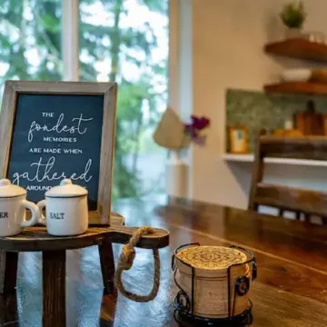 Spacious Forest Haven - 4Br, 7 Beds, Firepit - Sleeps 10