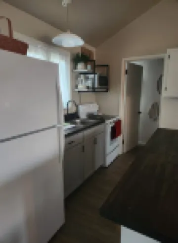 Cozy Cottage with water access, Newly remodeled 默瑟縣酒店