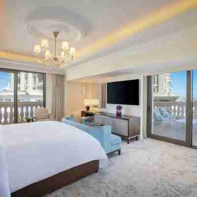 The Ritz-Carlton, Amman Rooms