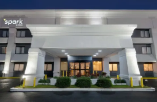 Spark by Hilton Savannah Midtown Hotels near Hunter Golf Course