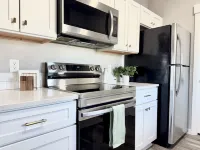 Quiet 2Br Condo Near Downtown