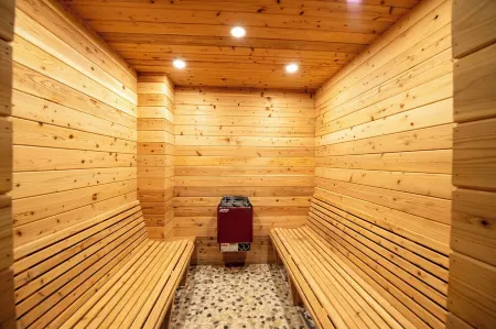 Amazing 34 foot high shipping container home in Whitingham on Sadawga Lake