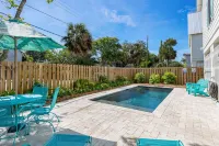 🌊☀️🏖️4 bedrooms 3.5 bath. Gorgeous marsh views. Wrap around porch  🏖️☀️🌊