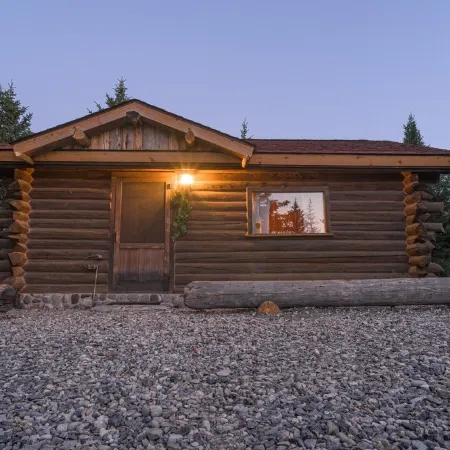 The Yellowstone Cabin