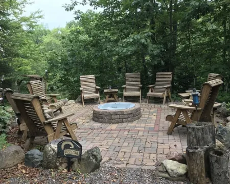 Bearadise On the Thornapple River Hotels in Flambeau