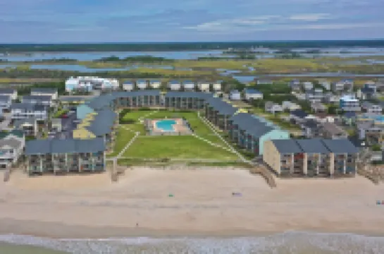 Surf Condo 518 - HeavenLee by the Sea - First Floor End Unit