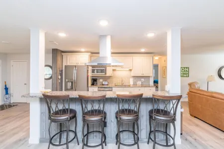 Perfect Scalloping HQ. No obstructions. Relaxing. Отели рядом с достопримечательностью «American Pro Diving Center-Swim With Manatees»