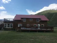 Rent the Entire Guest Ranch for your reunion, retreat or event! - Boutique