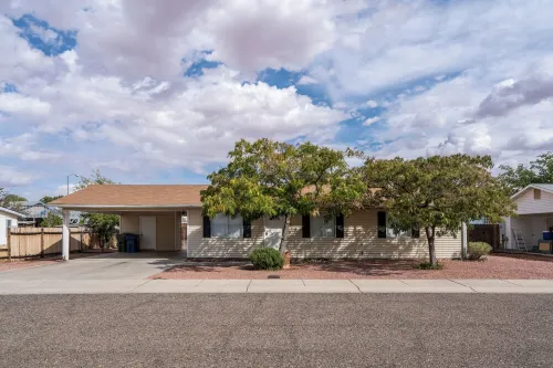 Modern & open 3 bed to explore Horseshoe Bend, Antelope Canyon & Lake Powell