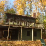 Gorgeous Ski Chalet with Game Room & Hot Tub on Okemo Mt. under 1 mile to base! - 샬레 호텔