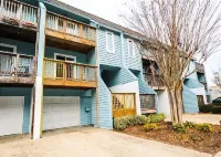 1-1/2 Blks from Beach/Great Location/Luxury Condo/Private Garage NEPTUNE'S NOOK