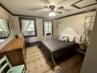 Secluded Cabin 365° Views  Pet Friendly Fire Pits #1 Place to Enjoy Fall Foliage