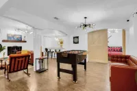 Stylish Boho Home-5Brs- amazing Pool-Patio- 2tvs- DeerPark Hotels in Deer Park