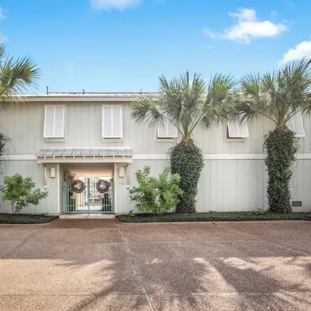 Heated Pool, Hot Tub, Kayaks, Fishing, 5BR Waterfront Home in Key Allegro