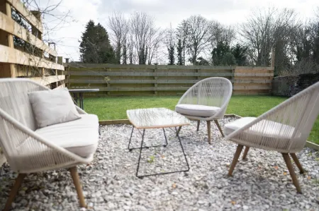 Seven Abbey Lane Отели в г. Наптон он Хилл