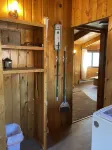 Cozy cabin w/hot tub--- 30 miles from Yellowstone!