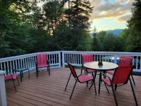 Mt. Washington View~Min to Skiing~Wood Stove