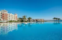 Baron Palace Sahl Hasheesh - สระว่ายน้ำแบบอินฟินิตี้