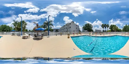 Orlando, FL - International Dr