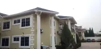 Fokuzzy Lodge