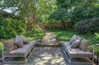 Masonic View House- Alexandria City, Near Metro & Old Town, Spacious 5 Bedroom Các khách sạn gần 532YOGA